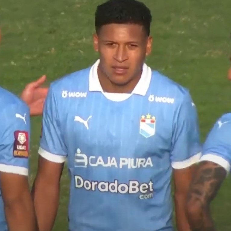 CelestePodcast's tweet photo. ¡Ya es una pena y preocupación lo del arbitraje del fútbol peruano! ⚠️
Algo que ya se ha vuelto una constante y demostrando varias falencias en la mayoría de partidos del fútbol peruano.
En el partido del Sport Boys vs Sporting Cristal, por una brusca el arbitro expulsó a Pacheco https://t.co/HNjHS4REii