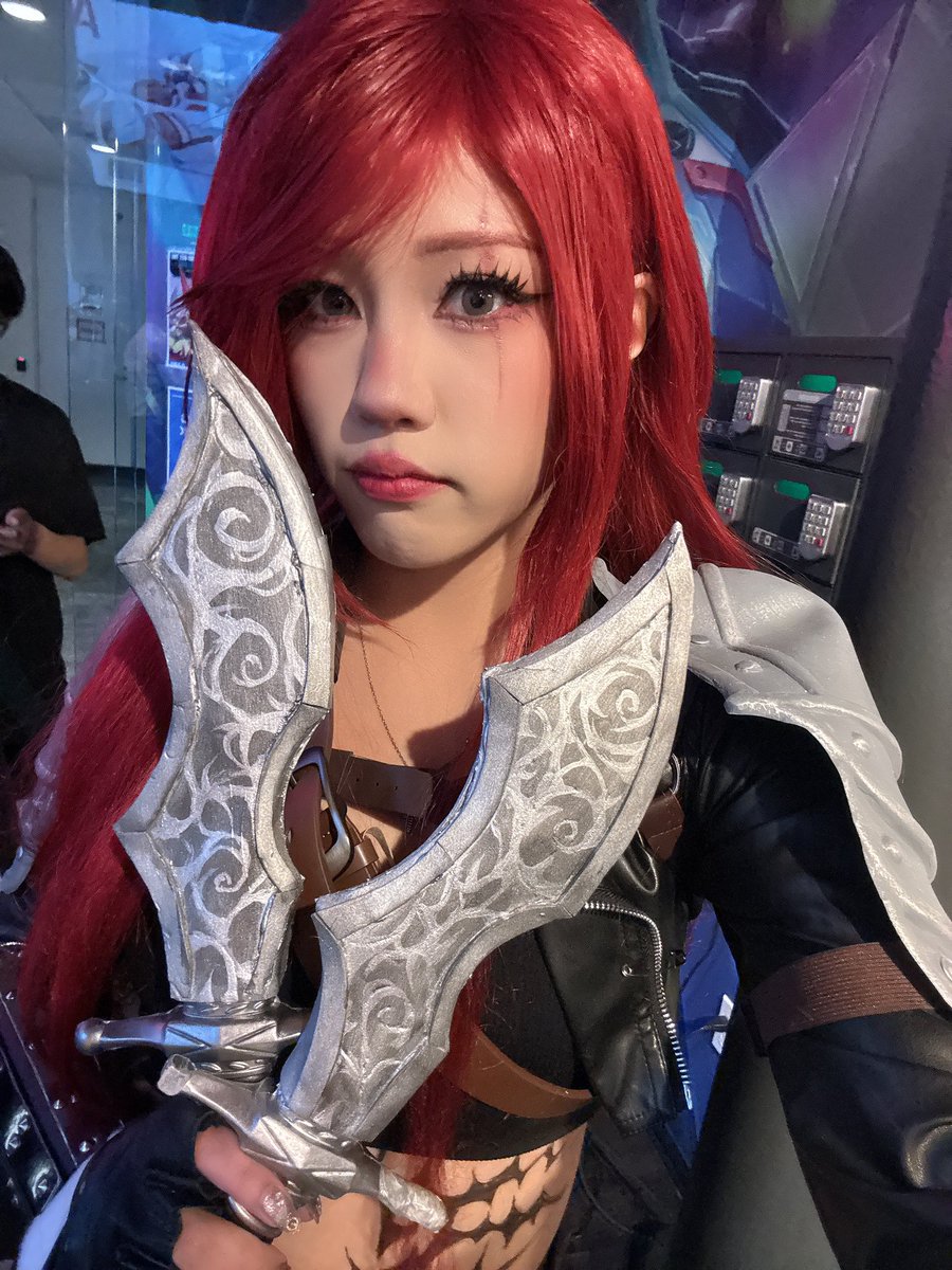 BasiilLeaf's tweet image. hehe