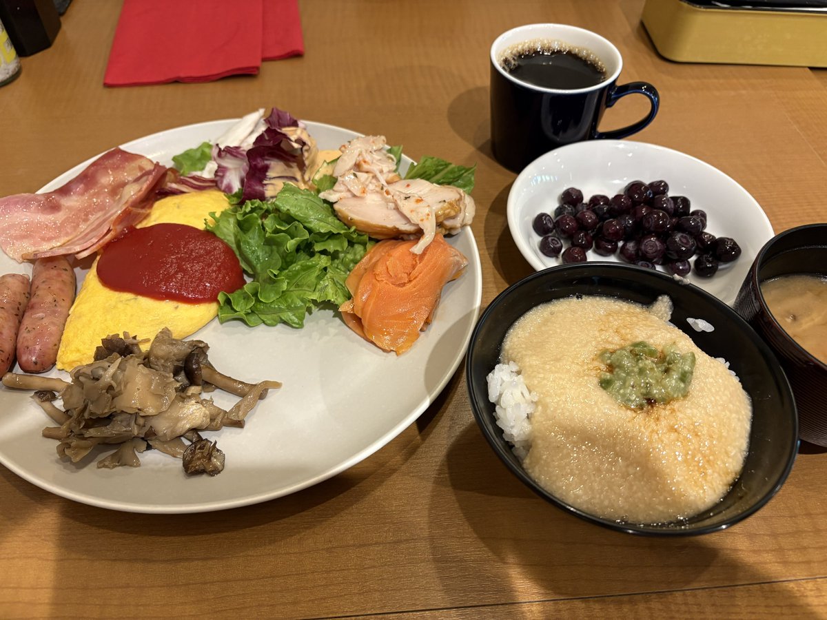 gagoze2010's tweet image. とろろご飯😋
