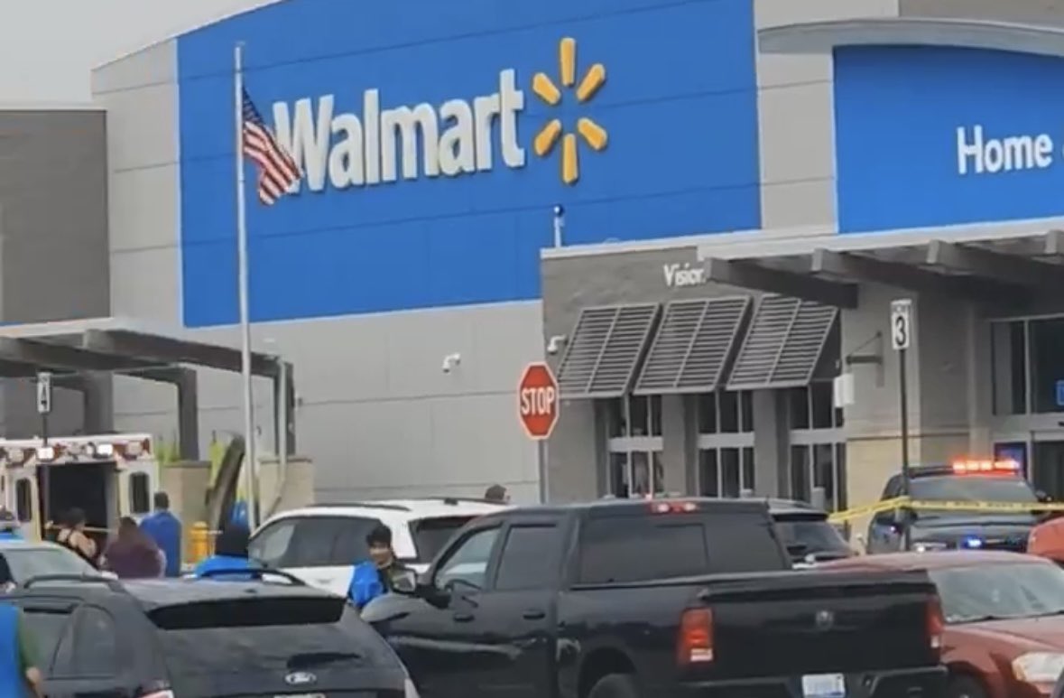 BREAKING: Reports of a mass stabbing at a Walmart in Traverse City, Michigan, prompting a major emergency response. Multiple people were injured, and one suspect is reportedly in custody. This is a developing story.