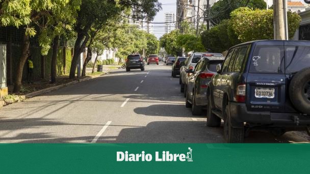 DiarioLibre's tweet image. #LasMásLeídasdelaSemana: Parquéat_RD empezará a cobrar 5,000 pesos por multa y remolque de vehículos a partir del 4 de agosto
🔗ow.ly/oQbv50Wv1H3
#DiarioLibre #Noticia #ParquéatRD