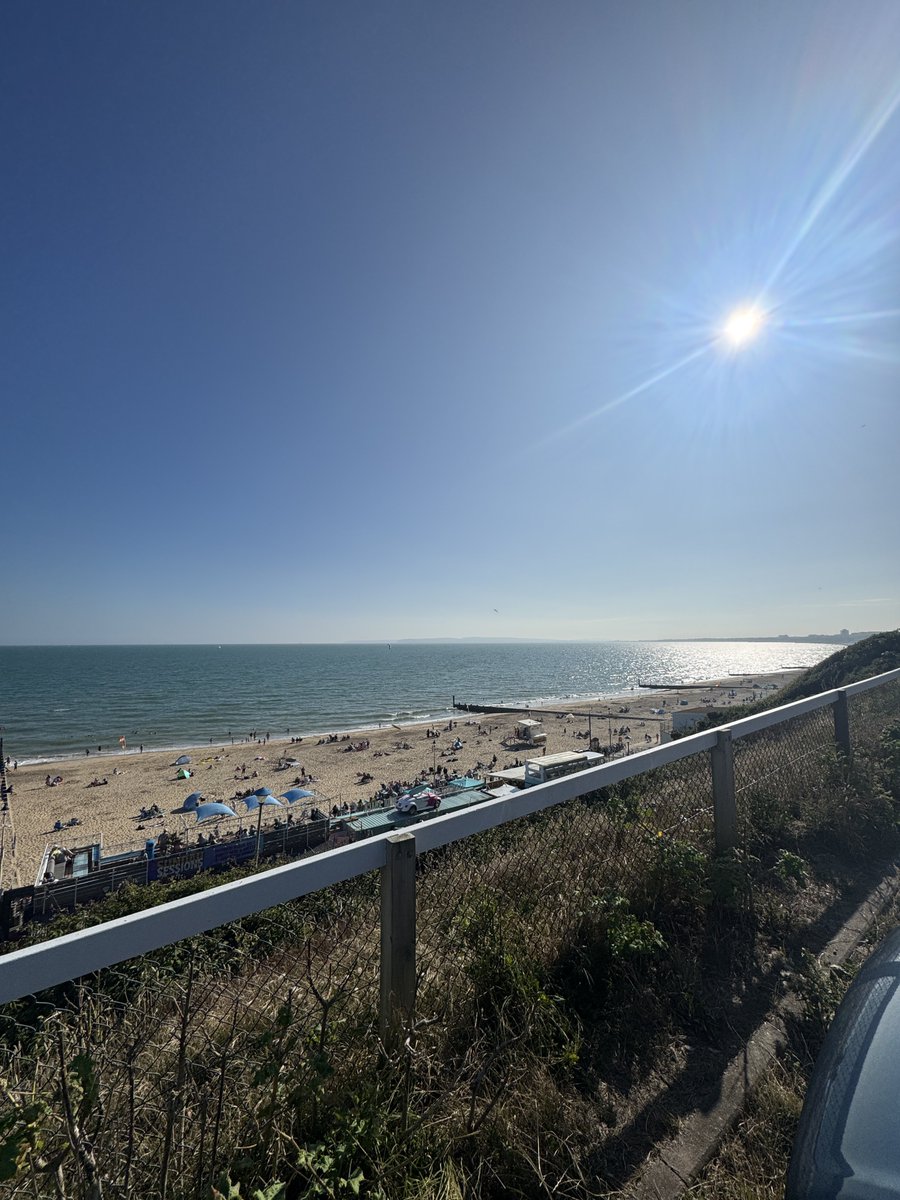 emypee's tweet image. ☀️💥