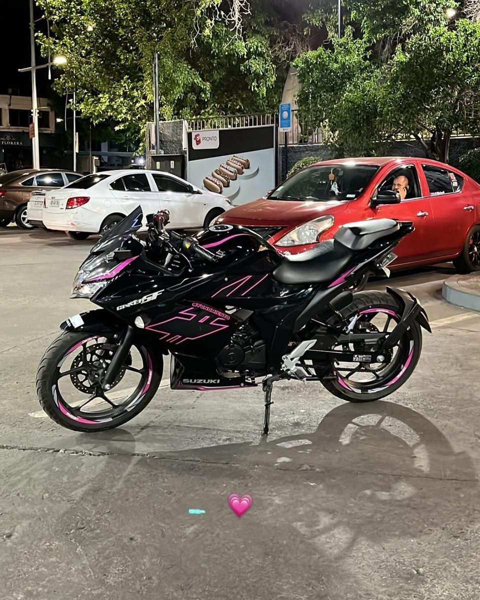 MoreMotorcycles's tweet image. Suzuki