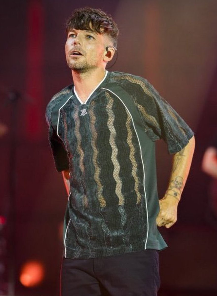 TBESTHL's tweet image. NO CREÍ ESTÁR VIVA PARA VOLVER A VER A LOUIS EN SU ERA PEAKY BLINDERS