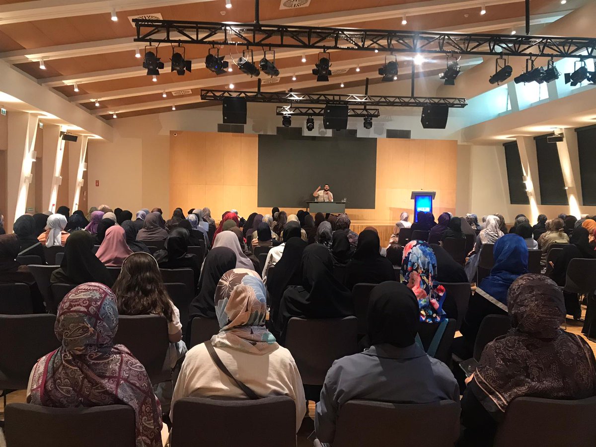 40 Eserde İslam Düşüncesi  
1. Halkası'nda Vahidüddin Han'ın "Kur'an'ın Öngördüğü İnsan" kitabının ilk oturumunu gerçekleştirdik.

#halkatürkiye