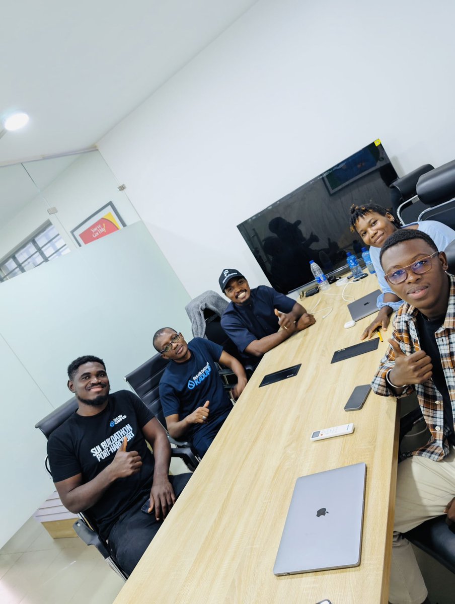 The <a href="/suioncampus/">Sui On Campus</a> buildathon serves as a project launch 🚀 pad. It was also great to have the opportunity to connect with <a href="/rsadiqra/">Sadiq 🧑🏽‍🚀</a> 
<a href="/thompsonogoyi/">Ogoyi Thompson</a> 
<a href="/nas_dotcom/">AñàS</a> 
<a href="/bilal_salau/">Billiøns</a> 
<a href="/mariyabills/">mariya bills</a> 

The North is building!!