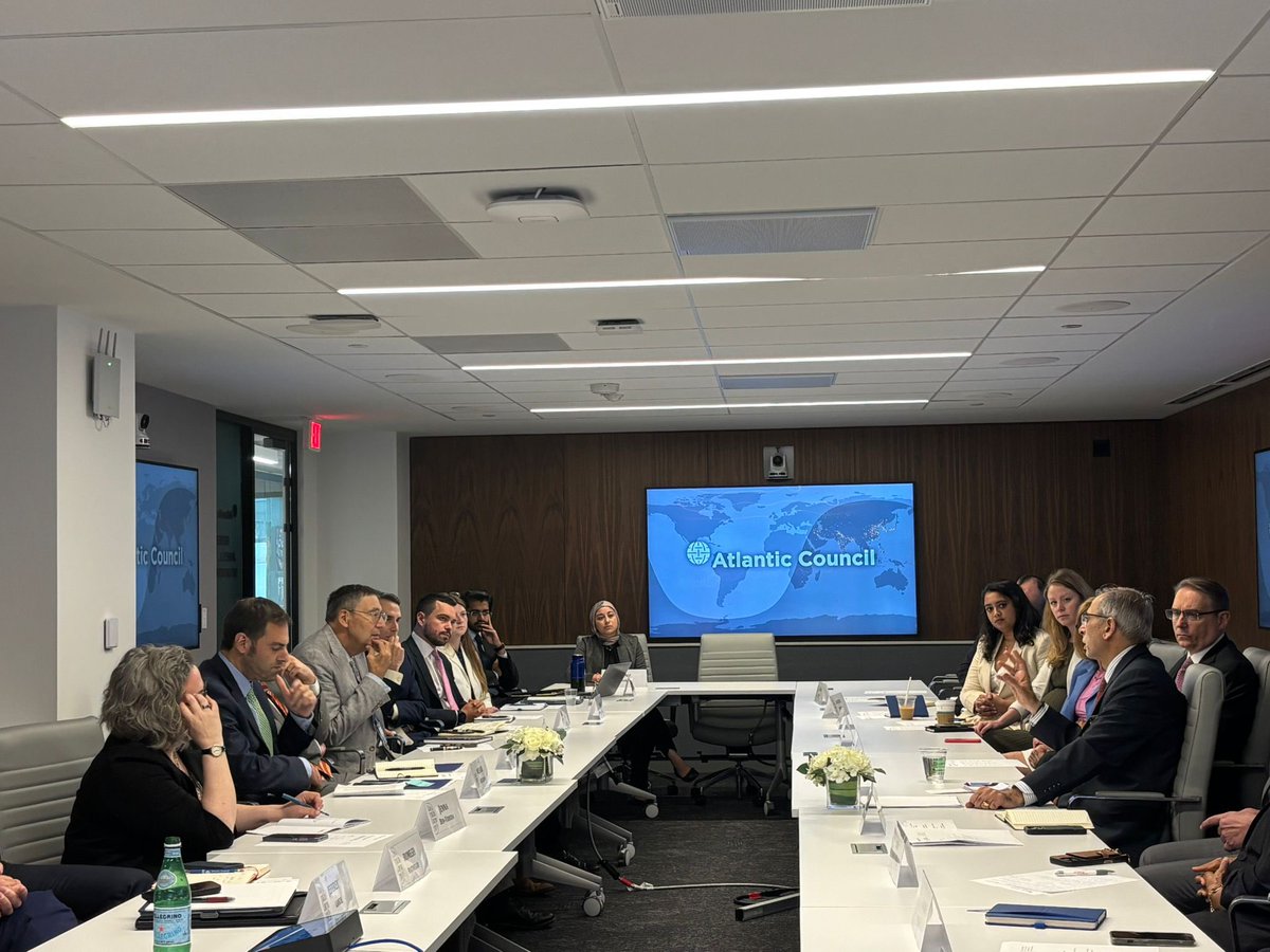 Amb Vinay Mohan Kwatra (@ambvmkwatra) on Twitter photo Had wide ranging discussions with President <a href="/FredKempe/">Fred Kempe</a> and experts from the <a href="/AtlanticCouncil/">Atlantic Council</a> covering trade, defence, security, technology, and regional developments in geo-politics. Had wide ranging discussions with President <a href="/FredKempe/">Fred Kempe</a> and experts from the <a href="/AtlanticCouncil/">Atlantic Council</a> covering trade, defence, security, technology, and regional developments in geo-politics.