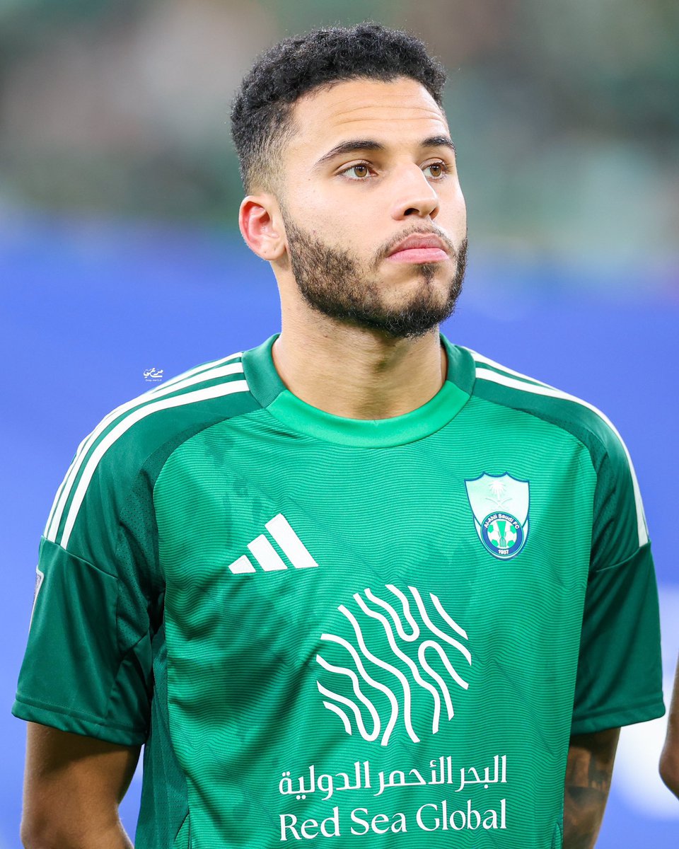 🚨 أليكساندر ودّع زملاءه في الفريق وغادر المعسكر بعد نهاية اللقاء، تمهيداً لانتقاله إلى أتلتيكو مينيرو 💚