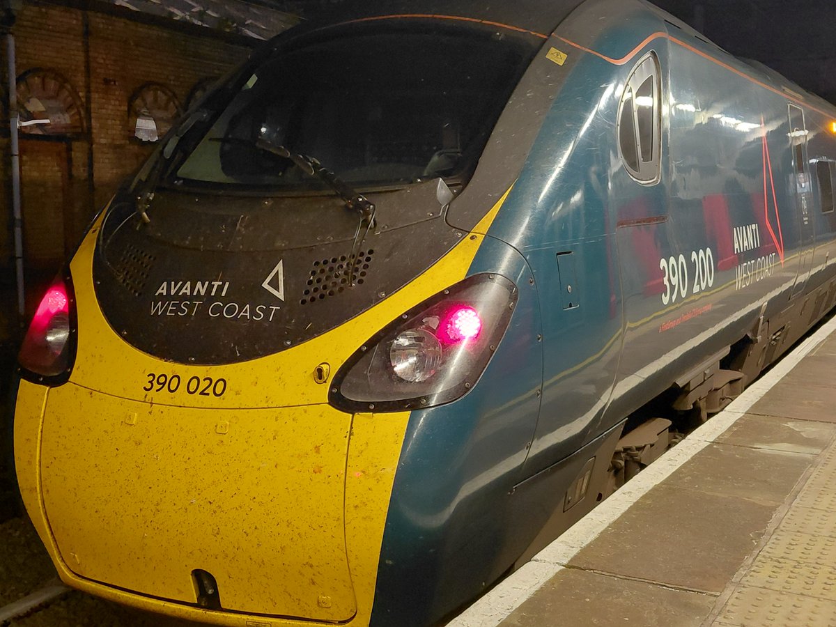 Trainiac Videos (Niki) tweet media