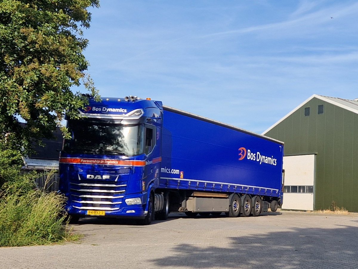 1 september een jaar bij de firma Bos Dynamics in dienst. Afgelopen vrijdag een gesprek gehad omdat huidige contract afloopt.  Ben blij om te melden dat ik nog zeker een jaar een amBOSsadeur van de firma mag zijn.