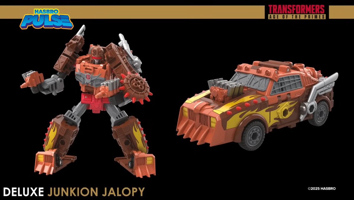 davimustheidiot's tweet image. I find it weird how I accidentally predicted Jalopy, I kinda knew they weren’t gonna make a repaint of Jazz and call him Jalopy, but I weirdly thought it would be a new mold and transform into this