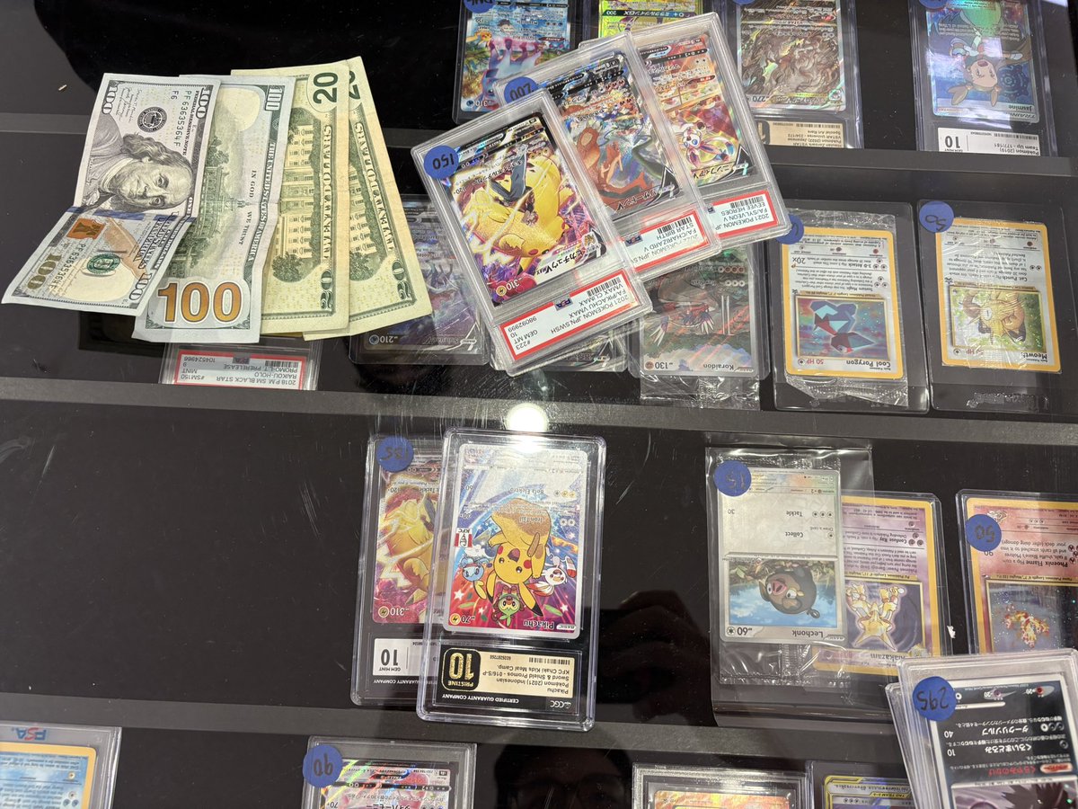 g14ntpkmn's tweet image. Good trade or nah?