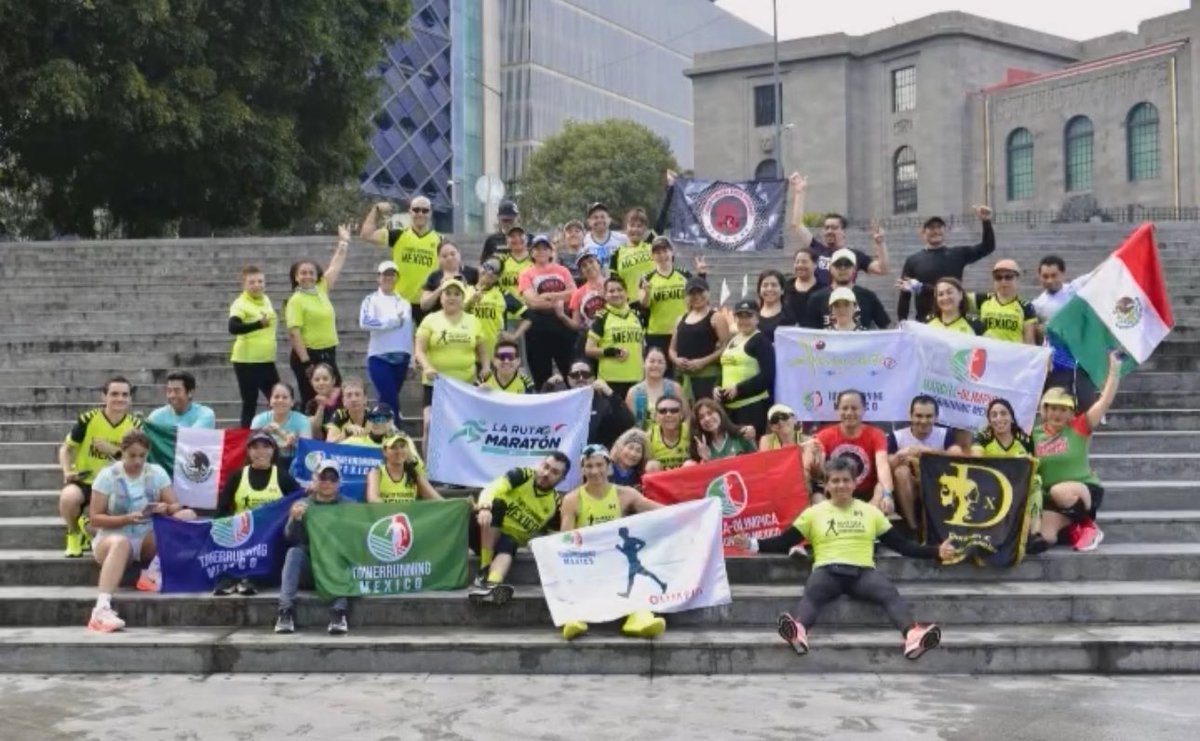 HugoTorresCDMX's tweet image. Hoy corrí y entrené con mis amig@s de la #RutadelMaratón en Chapultepec 🏃