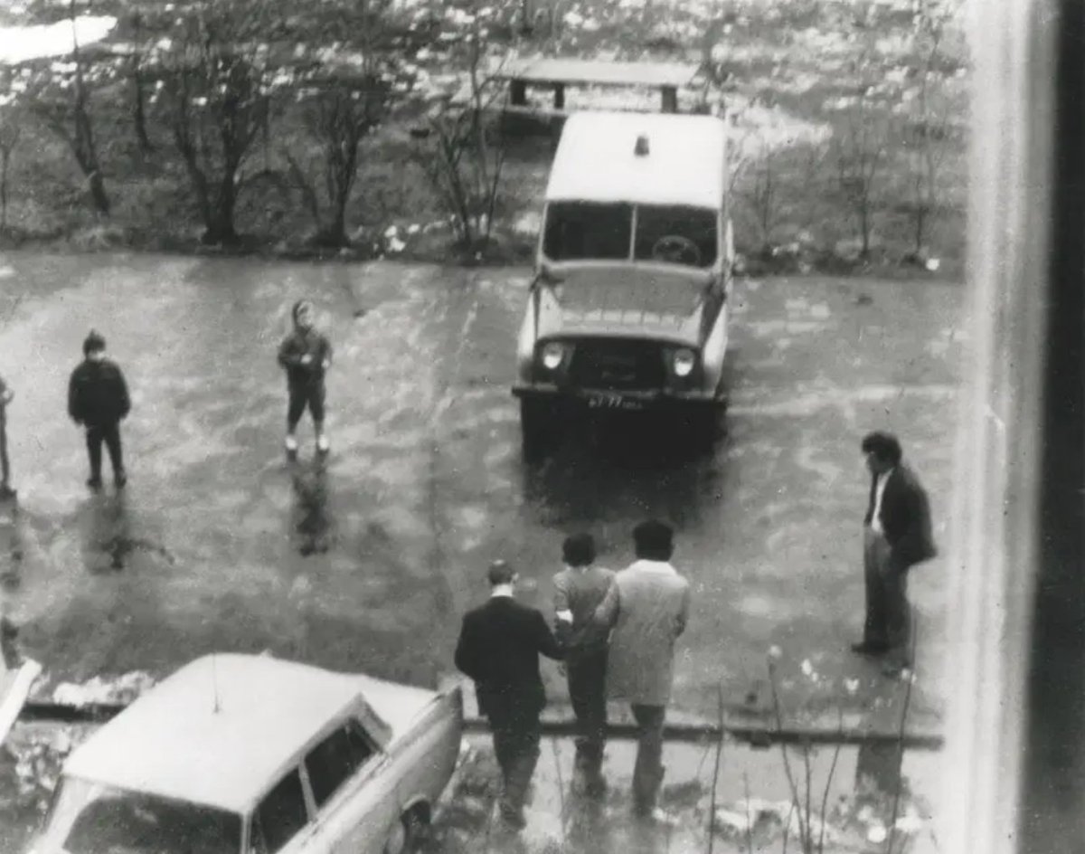 Peter88902568's tweet image. "This is intolerable! I simply tweeted 'morn gooding'!"
"Which, as we all know sir, is an anagram of 'start riot now'. Get in the van."