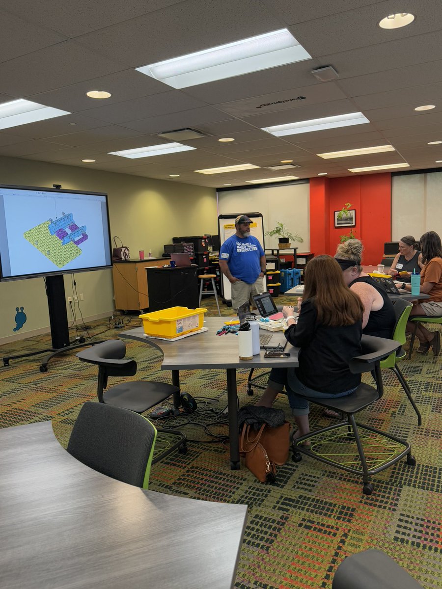 mattsmakerspace's tweet image. @mattsmakerspace held our 3rd annual STEAM/Maker Learning workshop at the @transformED_aiu on Friday. We built with bricks, coded circuits and robotic kits, explored AI tools and created traps and painted masterpieces! @Emilycaryn @bucci_shelly @remakelearning @greggbehr