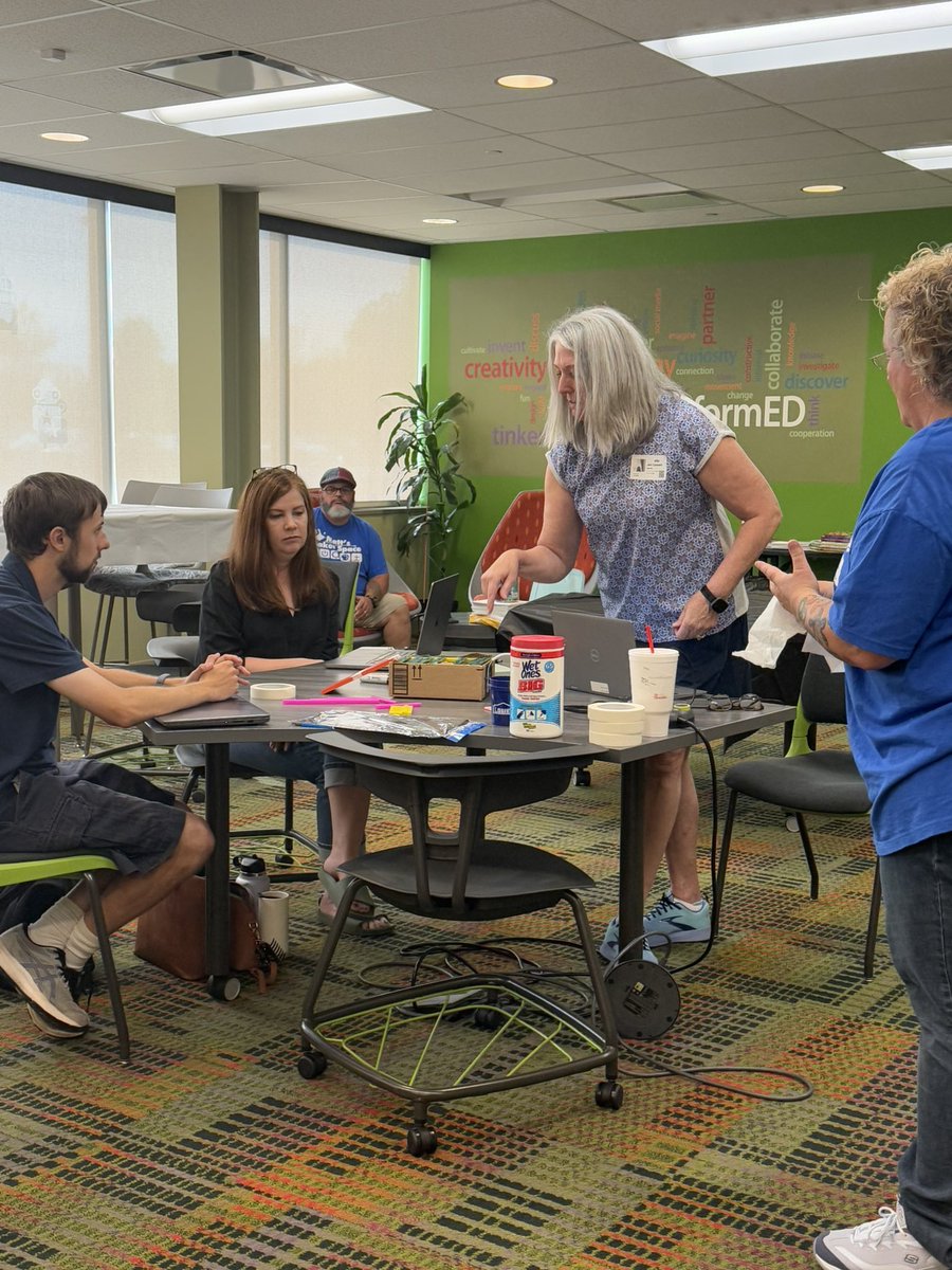 mattsmakerspace's tweet image. @mattsmakerspace held our 3rd annual STEAM/Maker Learning workshop at the @transformED_aiu on Friday. We built with bricks, coded circuits and robotic kits, explored AI tools and created traps and painted masterpieces! @Emilycaryn @bucci_shelly @remakelearning @greggbehr