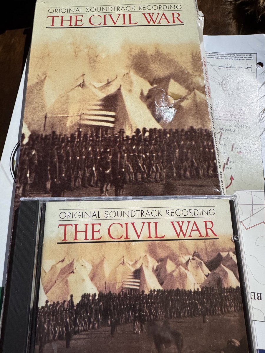 CwNewbie11's tweet image. What a find in the antique store. Never been played