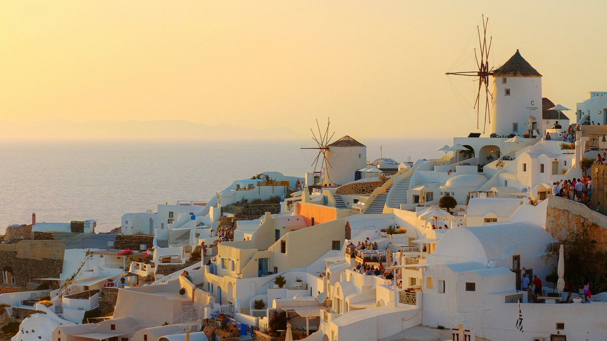 Greeks really just saw this and moved to Mississauga, Canada