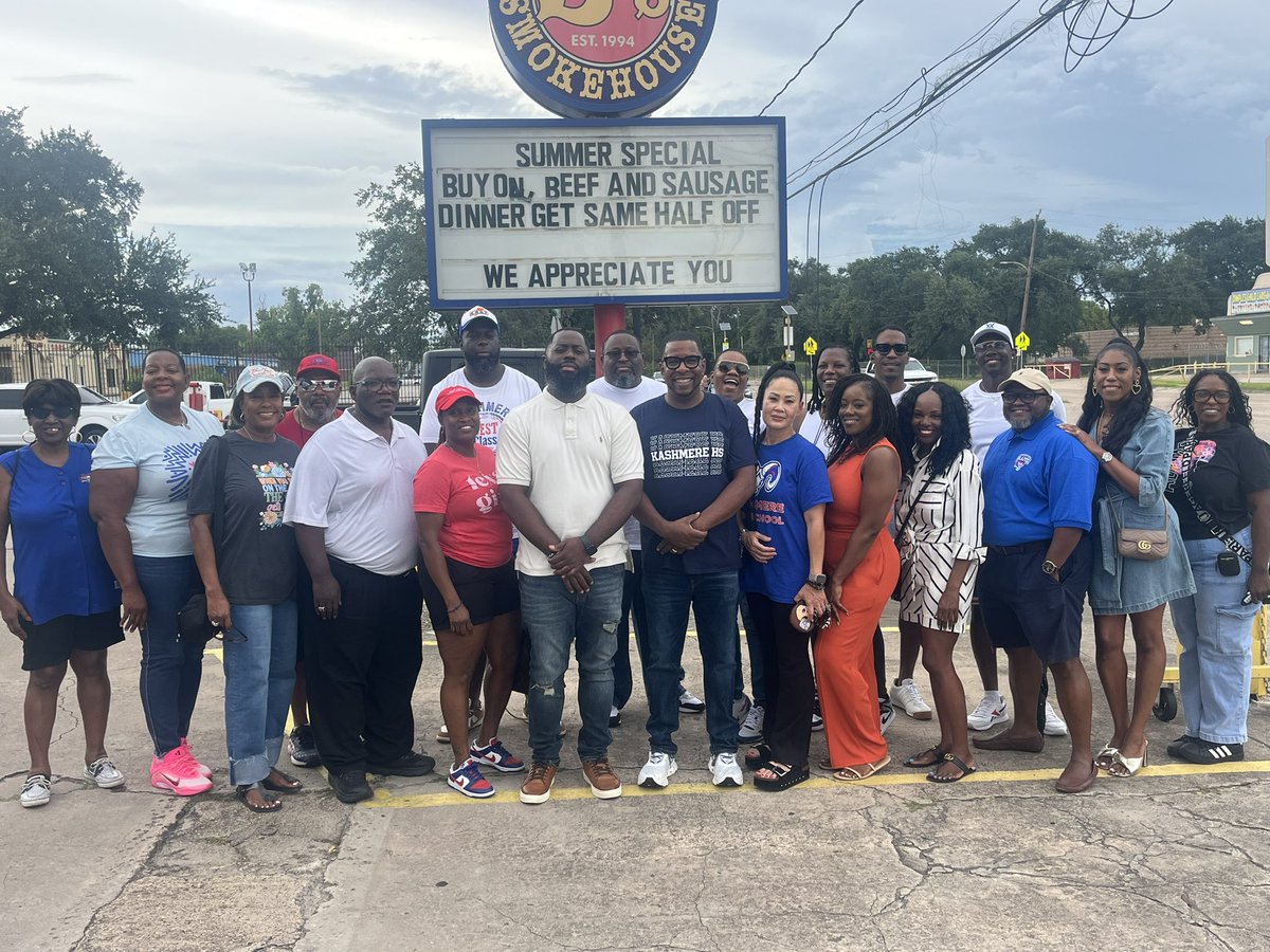 Brandon Dickerson (@tsu_pvamugrad) on Twitter photo We are gearing up for another exciting year of success <a href="/KashmereHS/">Kashmere High School</a>! Thank you to all the alumni and community support to welcome home our new Athletic Director <a href="/TheNateGill/">Nate Gill</a> <a href="/TripleJBBQ/">Triple J's Smokehouse</a> #KreatingLeaders #MakeADifference #LegacyWork #Ramily ❤️💙 We are gearing up for another exciting year of success <a href="/KashmereHS/">Kashmere High School</a>! Thank you to all the alumni and community support to welcome home our new Athletic Director <a href="/TheNateGill/">Nate Gill</a> <a href="/TripleJBBQ/">Triple J's Smokehouse</a> #KreatingLeaders #MakeADifference #LegacyWork #Ramily ❤️💙