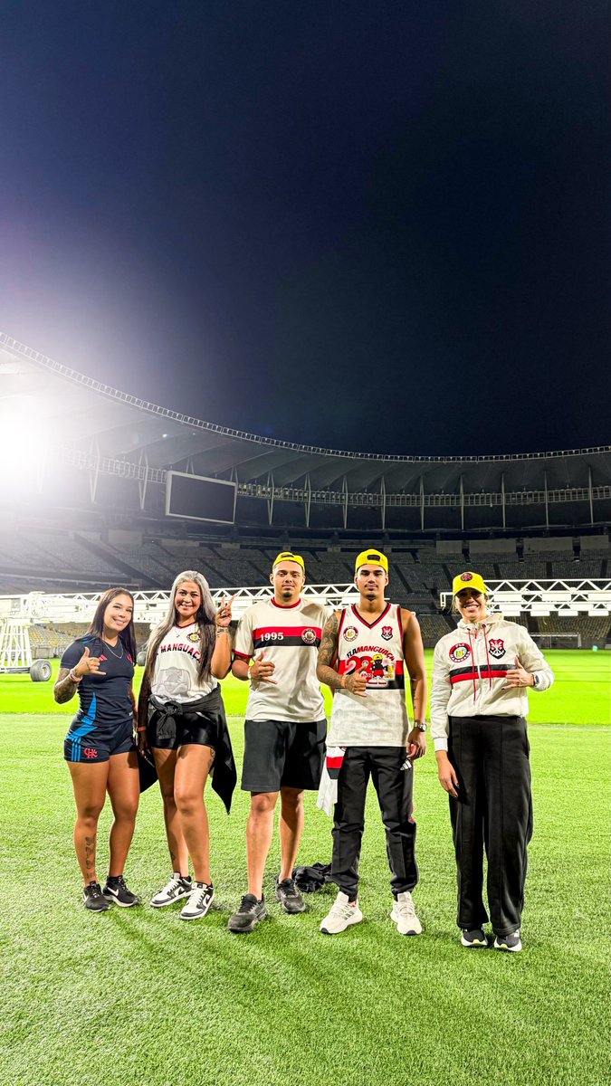 FlaManguaca's tweet image. amanhã tem FLAMENGO 
e nada mais importa!

E a #FlaManguaça esteve presente no #Maracanã para preparar a festa para o jogo de amanhã, Domingo (27/7) entre #Flamengo x atlético MG, válido pela 17ª rodada do #CampeonatoBrasileiro

#ClubeDeRegatasDoFlamengo #CRF 
#MaiorChoppDoBrasil…