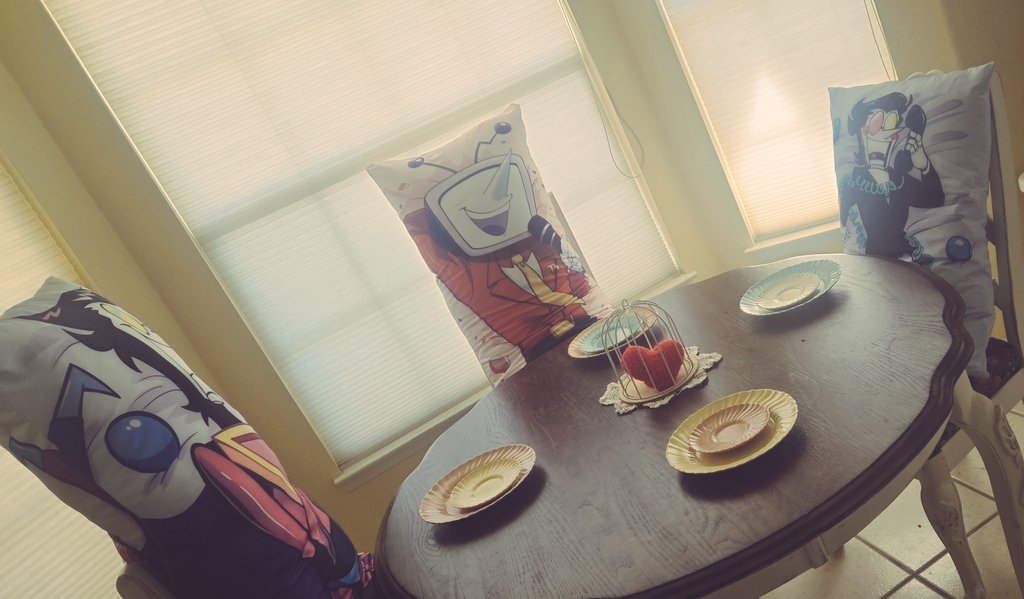DizzyCAM90's tweet image. Thanks @colliholly 
I hate them. (Not really)