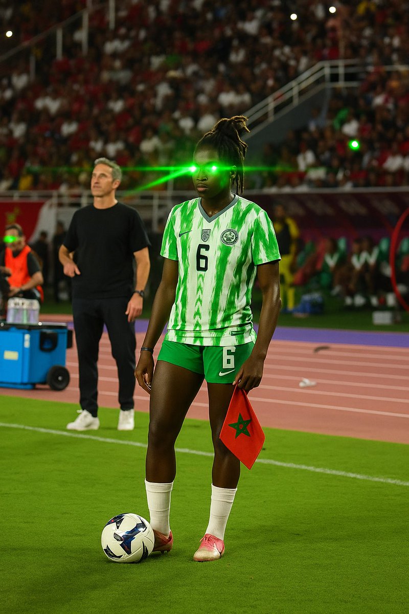 SirJerry_cfc's tweet image. Dem wan use laser light blind us ke? Turned the girls into super humans πππ