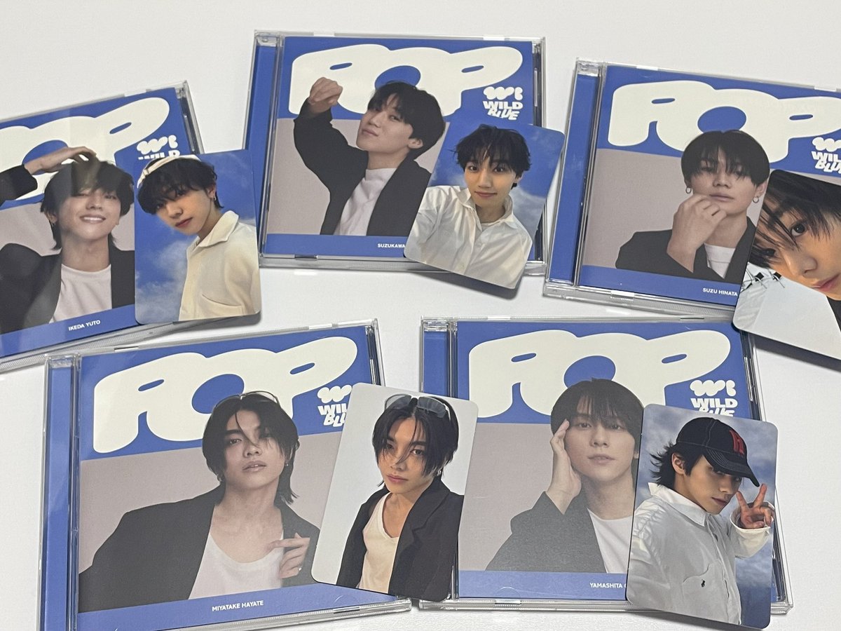 pocha_mi615's tweet image. 元々来てくれてたリダズ㌠🐶🐱
⬇️
リリイベ購入で年下組㌠合流🔔🦘🐣
種類バラバラだけど、どストレートでメンバー揃ったの嬉しすぎる🙈︎🩷︎︎☁️
#WILDBLUE #リリイベ八尾
#WILDBLUE_POP