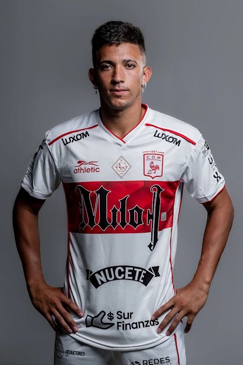 CHICOS, CUANDO ENTRA ‘’EL 10 DE MORON’’ ?????????

Dijeron por ahi que la rompe, quizás es su partido 👀