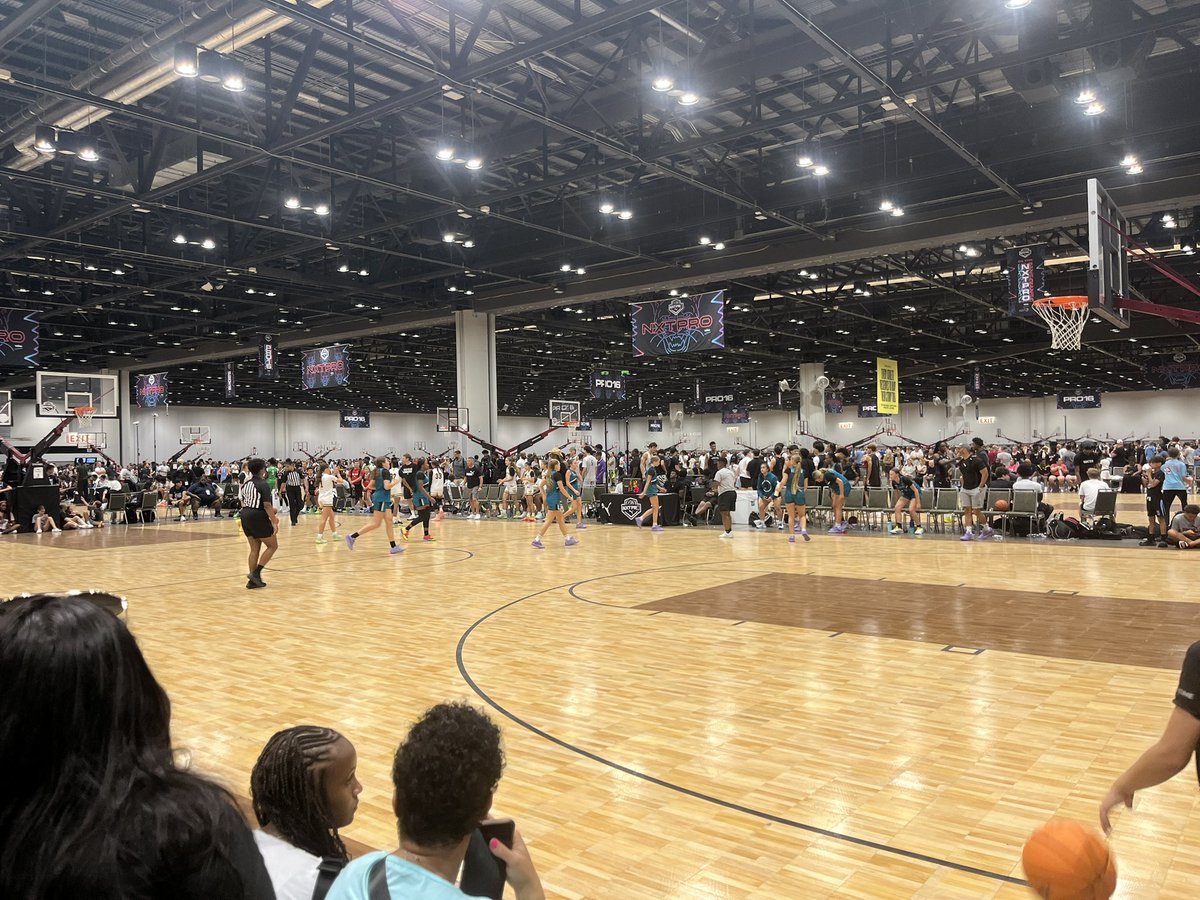 NXTPRO Hoops (@nxtprohoops) on Twitter photo 13u Girls Championship
<a href="/Chapman_GBB/">Chapman Girls Basketball</a> leading <a href="/RyzeAthletics/">RYZE Athletics</a> 29-21 at the half
<a href="/PRO16G/">NXTPRO Girls League</a> <a href="/NxtProHoops/">NXTPRO Hoops</a> 13u Girls Championship
<a href="/Chapman_GBB/">Chapman Girls Basketball</a> leading <a href="/RyzeAthletics/">RYZE Athletics</a> 29-21 at the half
<a href="/PRO16G/">NXTPRO Girls League</a> <a href="/NxtProHoops/">NXTPRO Hoops</a>