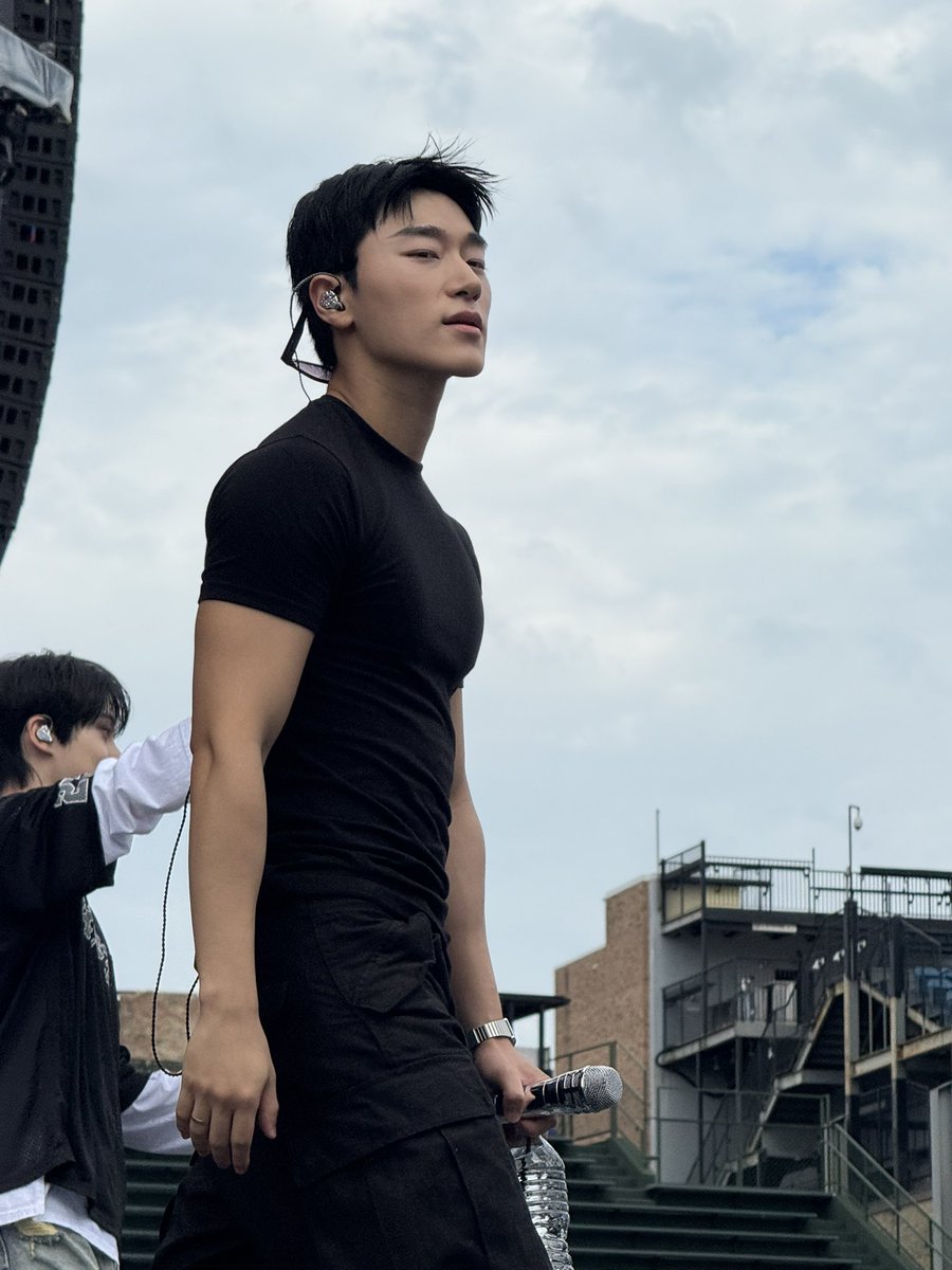 heartinsani's tweet image. GODDDDDDDDDD