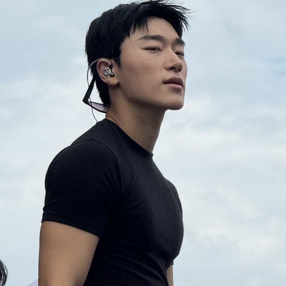 heartinsani's tweet image. GODDDDDDDDDD