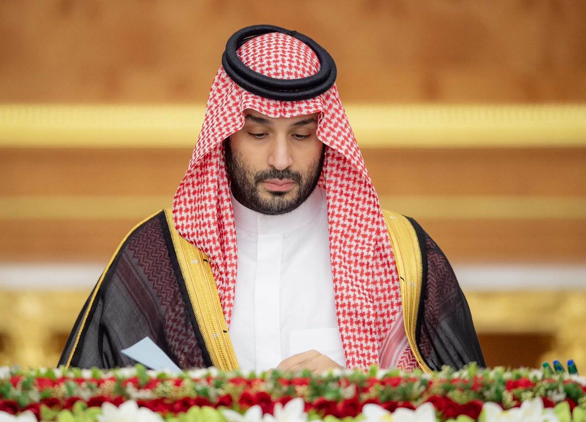 استجابةً للجهود الدولية التي يقودها ولي العهد..

الرئيس الفرنسي ماكرون:

غزة بحاجة إلى إعادة الإعمار، وسأعترف بدولة فلسطين، وأعمل على إشراك دول أخرى في هذه المبادرة.

-