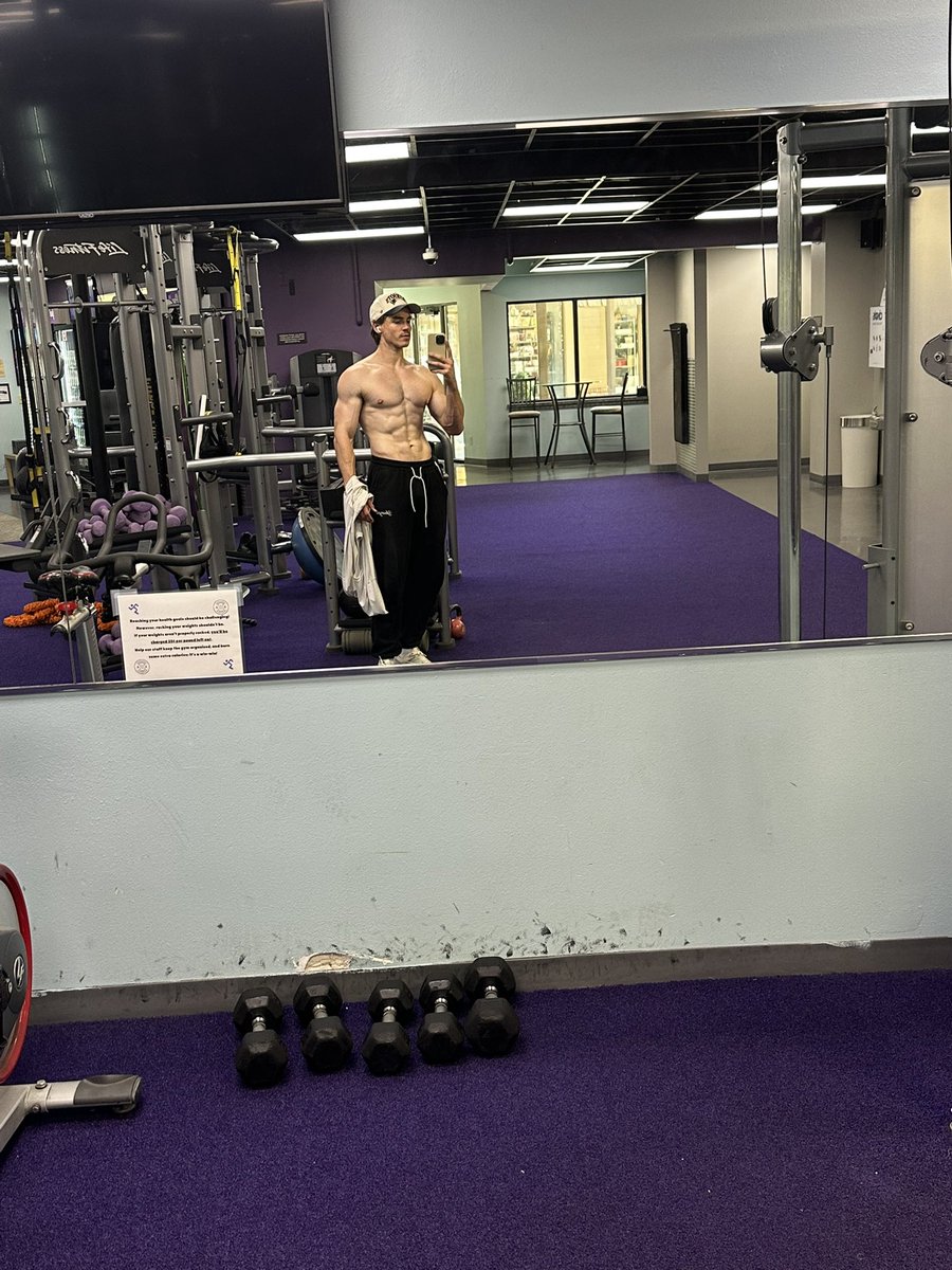 Big time upper body day ✅🦾