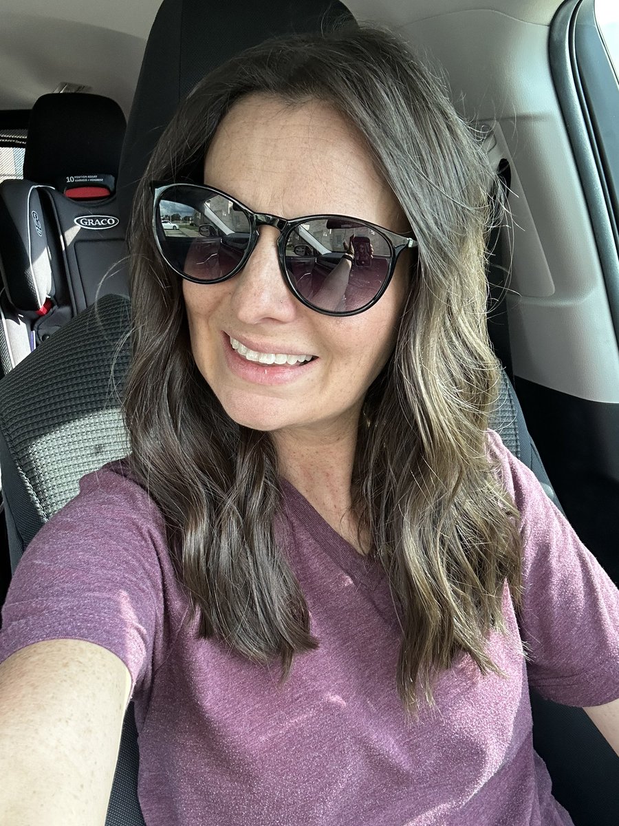 MrsHarding12's tweet image. What feels like a million inches taken off and a much healthier look. What a good hair cut can do for your vibes.
#Teachersof𝕏
