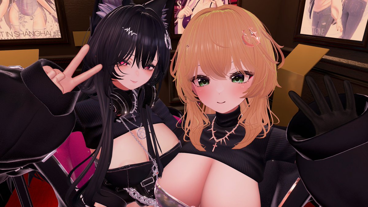 H_Zai9_VRC's tweet image. ただいまー みんな、おはよう
写真は衣装(ルミナス・デシート)集会の様子です。
・集合写真
・衣装作者様
・たまたま同席したフレンド
#VAGRANT