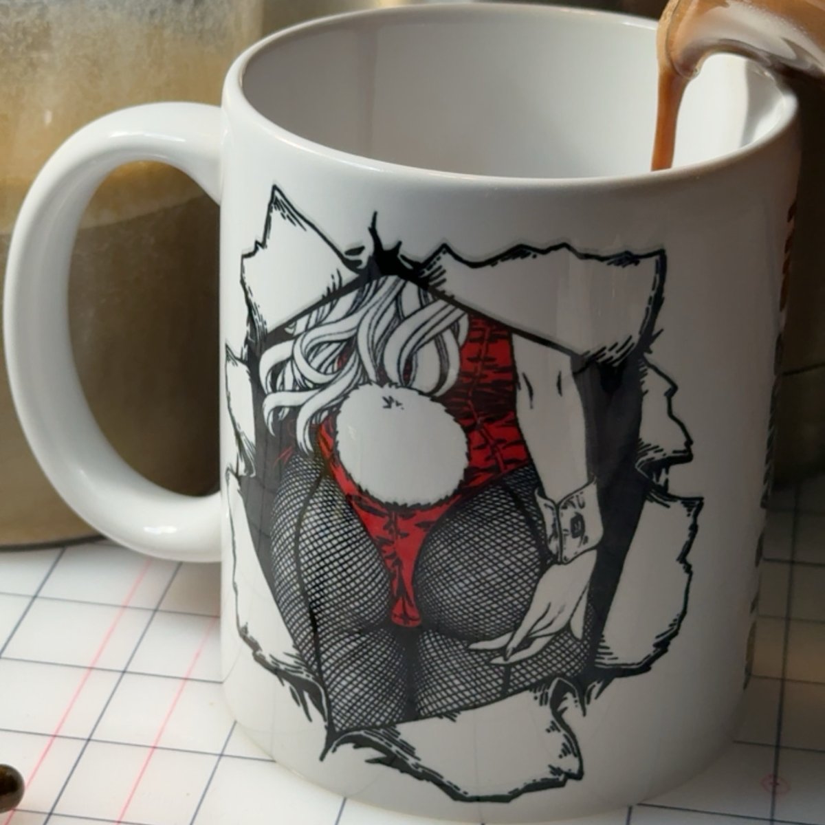 ■2025年7月27日(日)162
おはようございます!
入稿まで修羅場
■今日のバニーお絵描き…
セシリアさんとか、セシリアさんとか、セシリアさん描きます
夏コミ新刊やってます
■昨日の嬉しい…
ラフを描いてました、とりあえず、ちょっと進んだ・・・
■今日の必達事項…