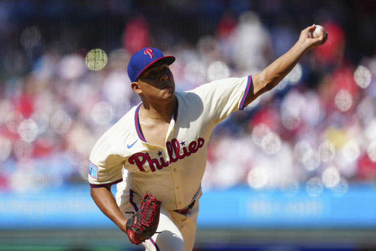 guille94's tweet image. Esta tarde Ranger Suárez se adjudicó la octava victoria de la campaña después de vencer a los Yankees:
Trabajó 5.2 IL, permitió 7 hits, le hicieron una carrera, otorgó un boleto y ponchó a ocho. Su efectividad quedó en 2.59. Y su récord en 8-4.
El zurdo de Pie De Cuesta 🇻🇪🇻🇪