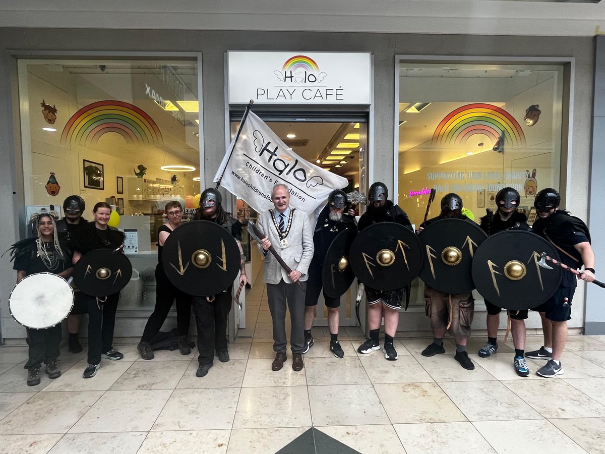 HillingdonMayor's tweet image. With the fearsome looking but really delightful Sworn Axes at the start of the fundraising walk for @Halo_Children earlier today. Great to meet you all and thank you!