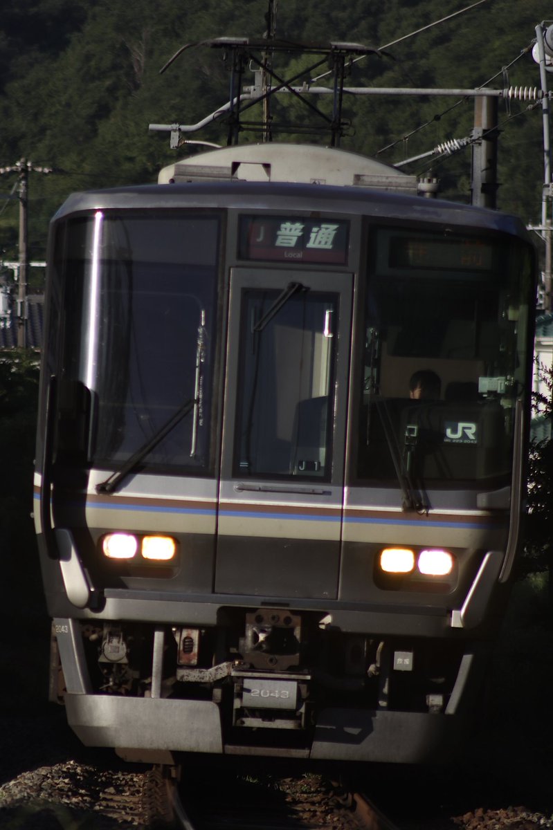 Jline22l_B11's tweet image. 5601M 223系J1編成

291がJ6から一瞬J12を経てJ1に変更

J1の特徴といえばMc助手席側がスモークガラスなので正面からドカンといったけどわかりにくい