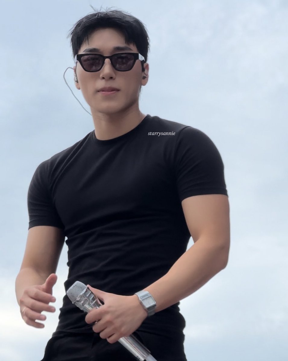 250726 soundcheck 🎤❤️

#ATEEZTour #ATEEZ #에이티즈 #ATEEZinChicago
#In_Your_Fantasy #ATEEZInYourFantasy #SAN #산