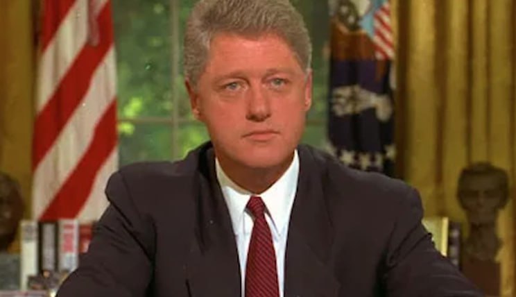 BOOM: TRUMP SHUTS DOWN CLINTON’S ILLEGAL EDUCATION PIPELINE — 28 YEARS OF TREASON ENDS

On July 24, 2025, President Trump terminated a secret Clinton-era directive that funneled BILLIONS in taxpayer dollars to illegal immigrants under the false flag of “education access.”

28