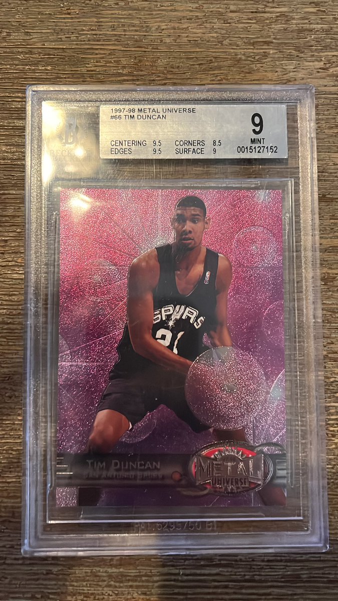 deanglass12's tweet image. Tim Duncan Metal Universe 97-98 Beckett 9

$20