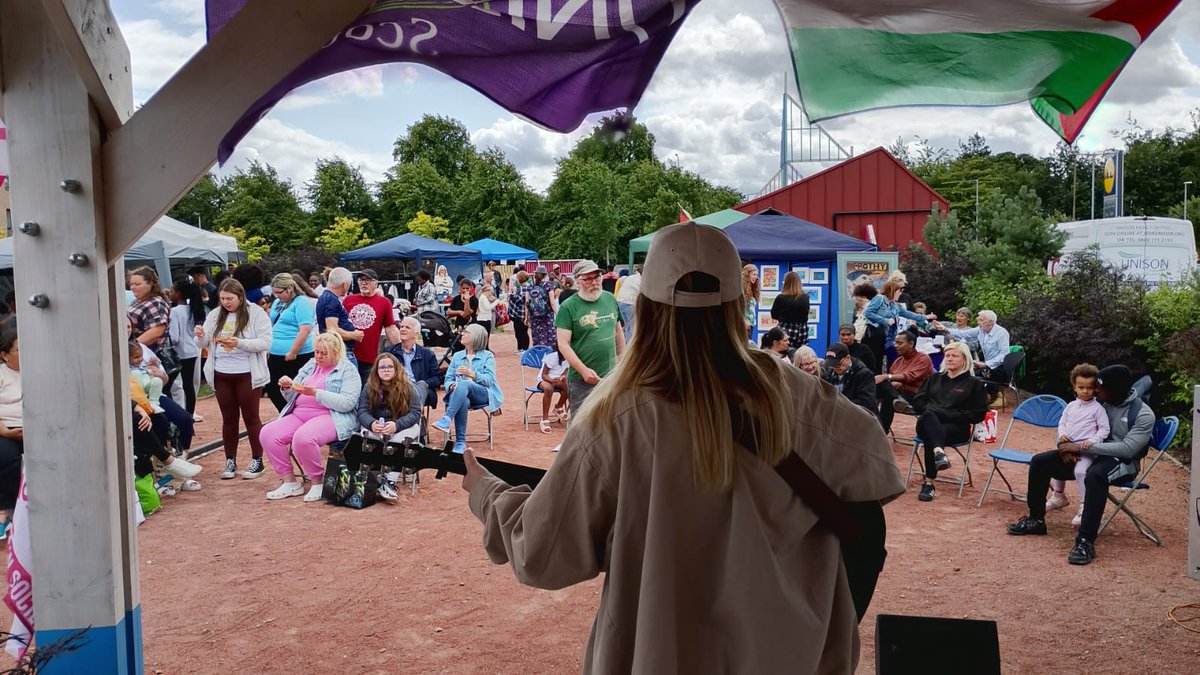 Our 3rd annual Family Fun Day.  Hundreds of people from across Craigmillar, Niddrie and beyond joined us for an afternoon of food, music and fun.  Thanks to all our volunteers and supporters who made this a day to remember.  #craigmillar #unions #Edinburgh