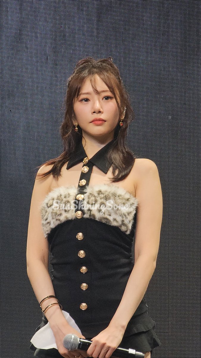 SunShiningSone's tweet image. JIU - UAU 2025 The 1st FanCon in Grand America, New York. #JIU #UAU #Dreamcatcher_UAU #Playlist #You_Are_You
