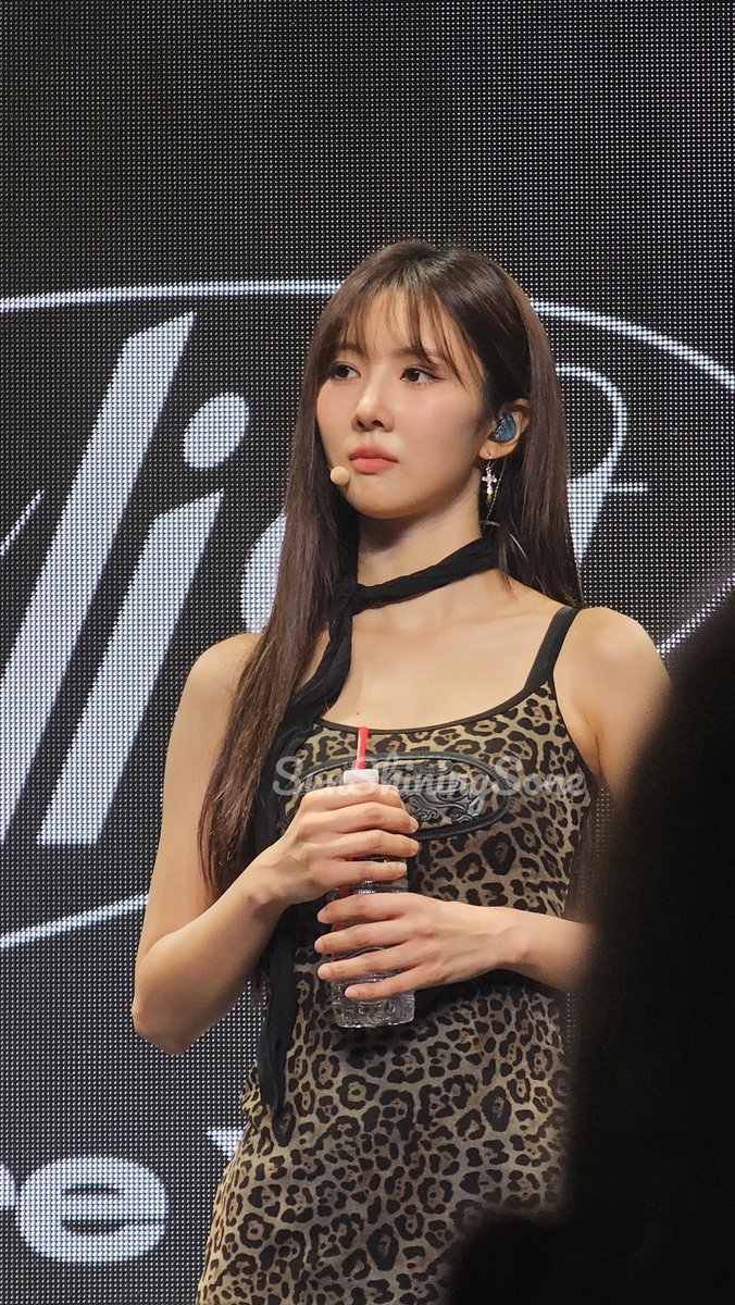 SunShiningSone's tweet image. YOOHYEON - UAU 2025 The 1st FanCon in Grand America, New York. #YOOHYEON #UAU #Dreamcatcher_UAU #Playlist #You_Are_You