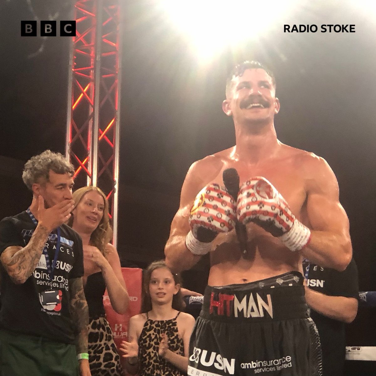 BBCStokeSport's tweet image. Heaney wins!
Stoke’s Nathan Heaney beats Grant Dennis on points at the King’s Hall.