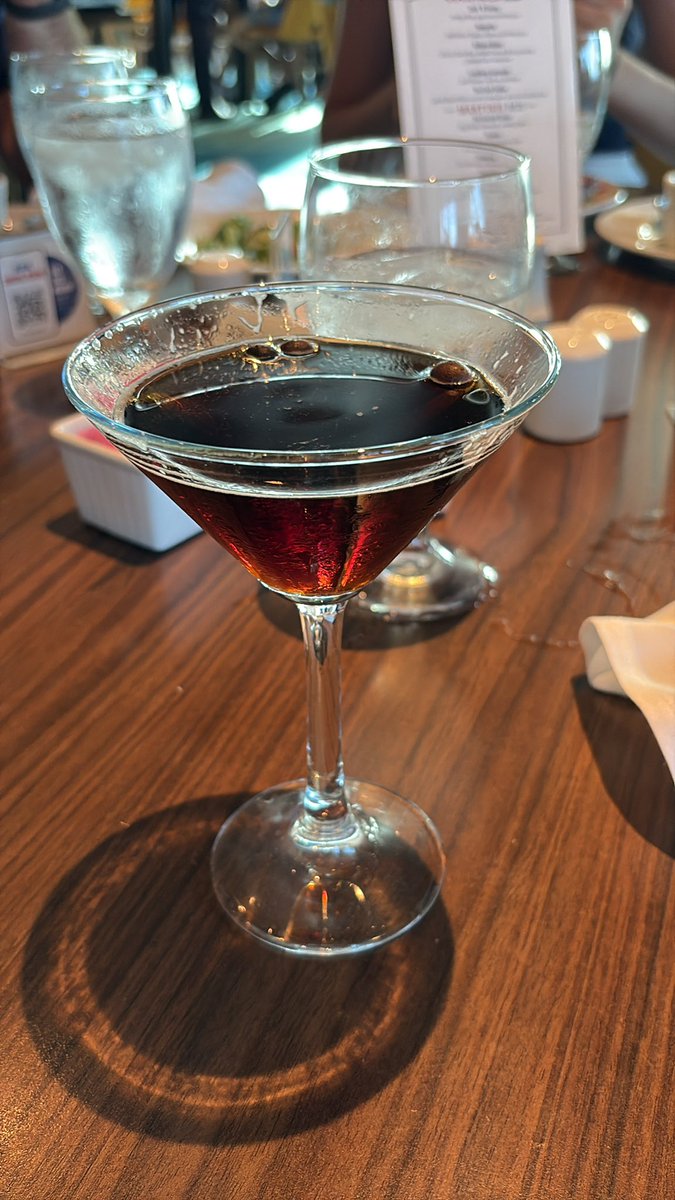 Swicks_Picks's tweet image. Drink #1 of the night 🍻 

Swickuation Vacation is underway