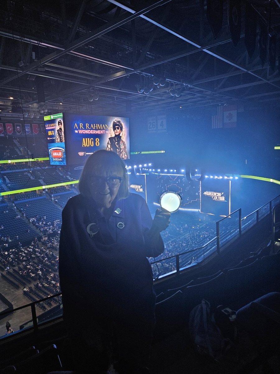 Grandmas first concert *she's 97 years young!!! We love you Jin!!
#RUNSEOKJIN_epTOUR_TAMPA 
#Jin
