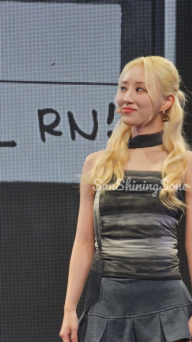 SunShiningSone's tweet image. SUA - UAU 2025 The 1st FanCon in Grand America, New York. #SUA #UAU #Dreamcatcher_UAU #Playlist #You_Are_You