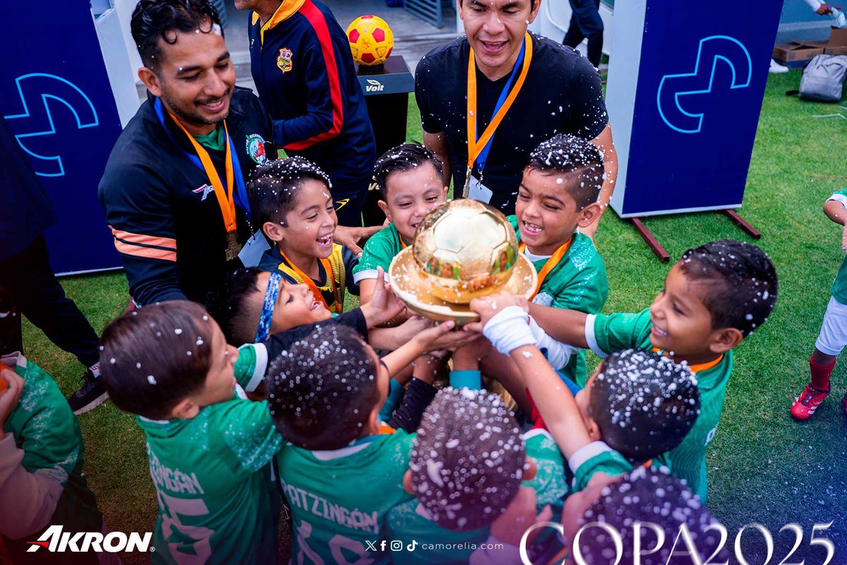 C_A_Morelia's tweet image. | @Grupo_AKRON | Felicidades a los campeones de la Copa CAM 2025. 🏆
#DelCanarioSoy